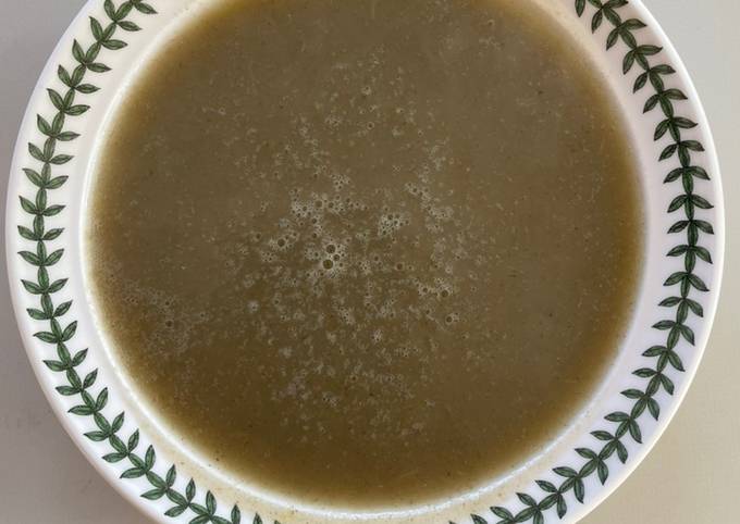 A picture of Low-Calorie Celery Soup.