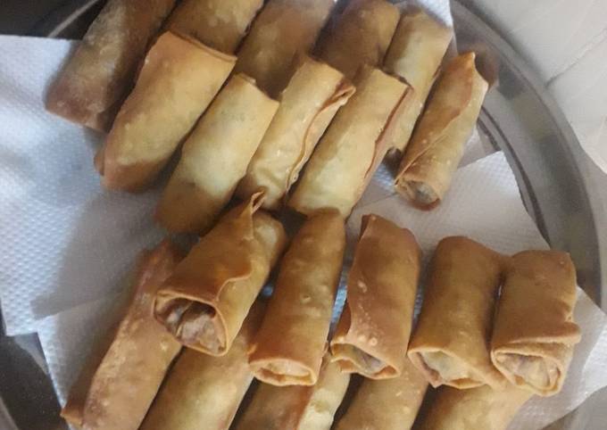 A picture of Vegetable spring rolls.