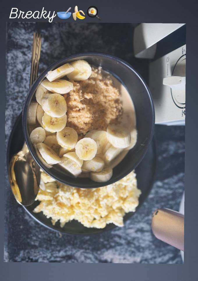 A picture of Oat meal with chia seeds and scrambled egg.