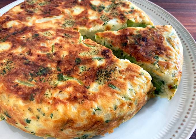 A picture of Rice Cooker Broccoli & Cauliflower Frittata.