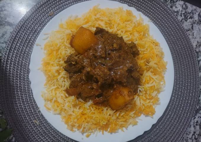 A picture of Beef Biryani.