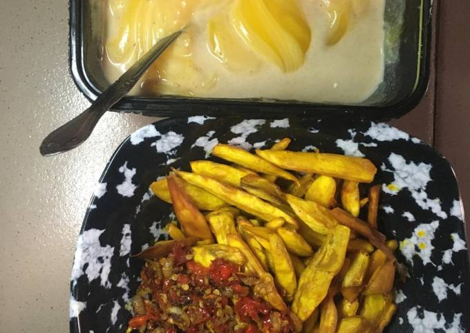 A picture of Sweet fried potatoe with sauce and pap 😋😋.