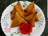 A picture of Vegetable Samosa.