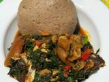 A picture of Tuwon alkama and vegetable.