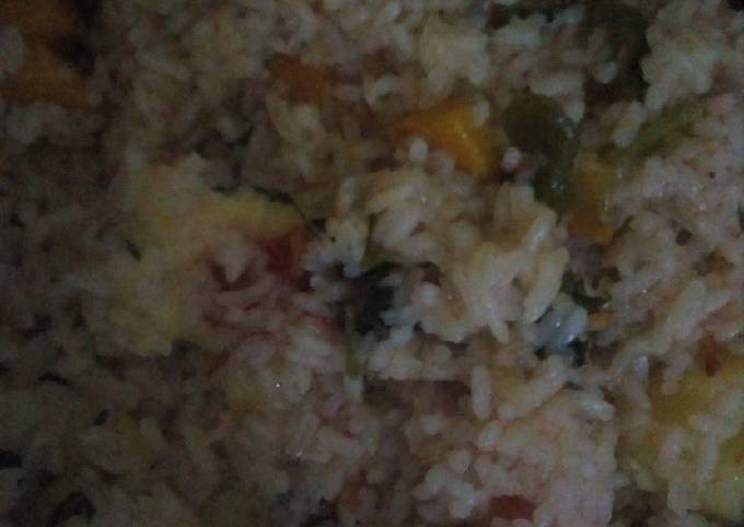 A picture of Title; vegetable rice.