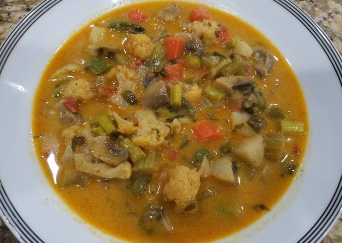 A picture of Vegetable Korma.