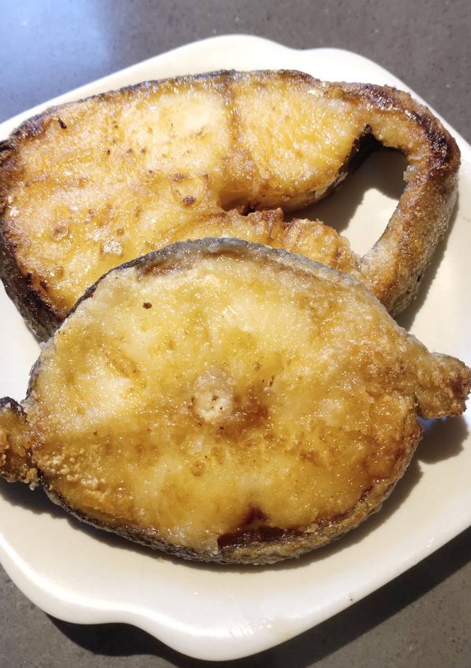 A picture of Fried Halibut.