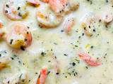 A picture of Shrimps in a leek sauce.