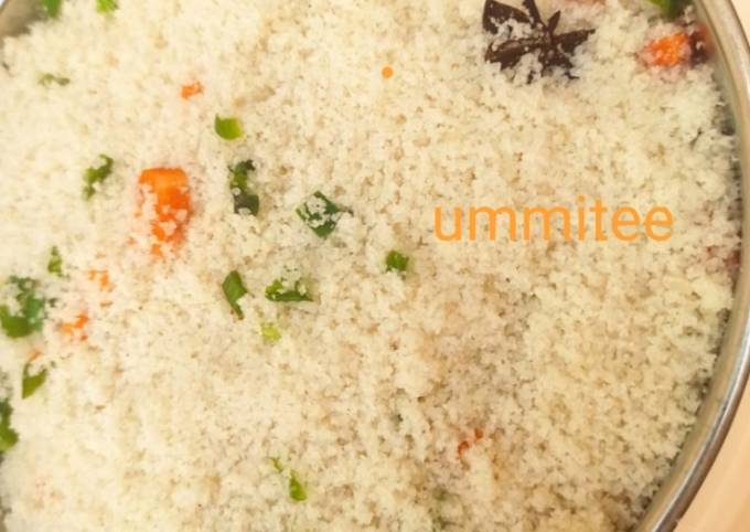 A picture of Veg rice grits.