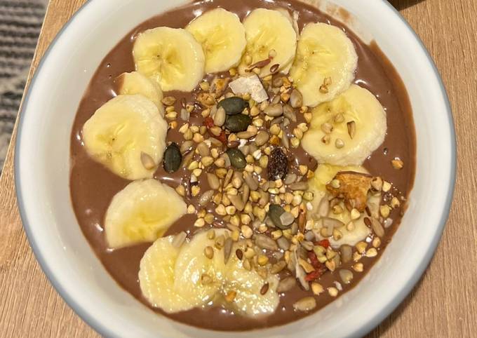 A picture of Chocolate banana bowl.