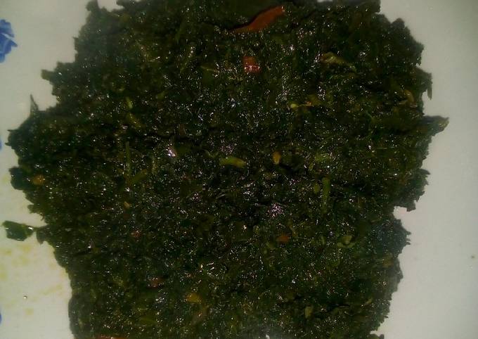 A picture of Kienyeji vegetables #my mum's recipe.