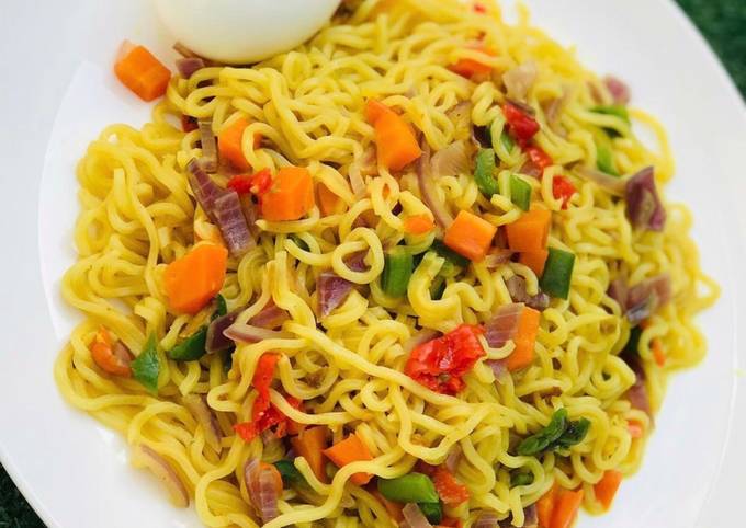 A picture of Vegetable stir fried noodles.