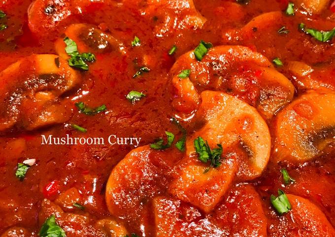 A picture of Mushroom Curry.