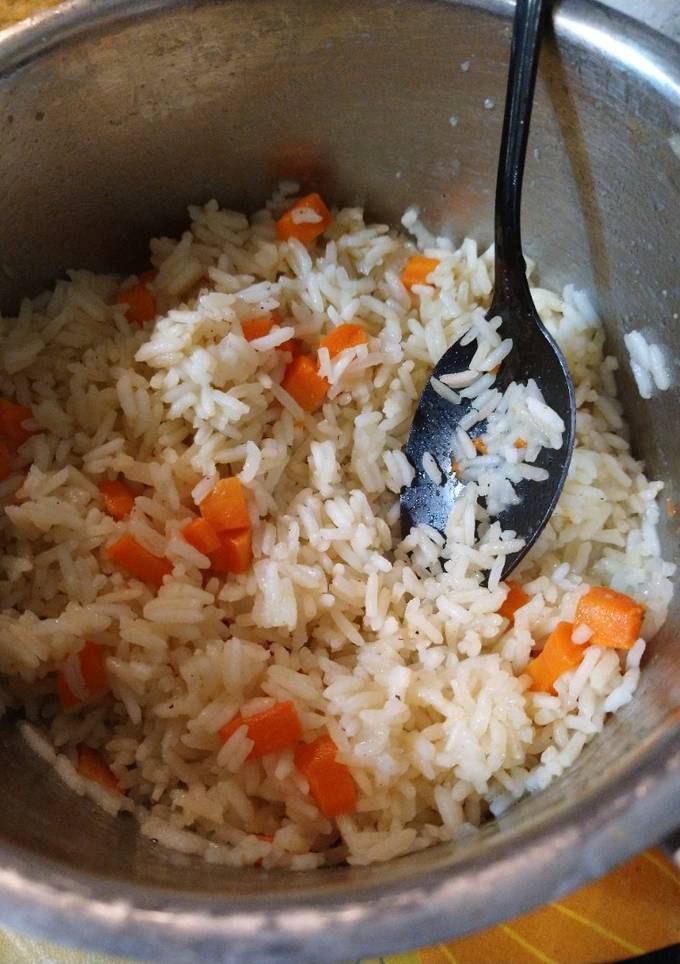 A picture of Simple Carrot and Onion Rice Pilaf.