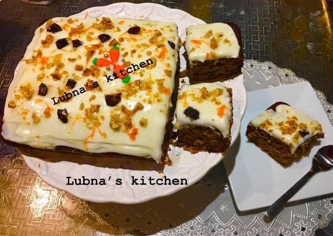 A picture of Date,carrot And Walnut cake:.