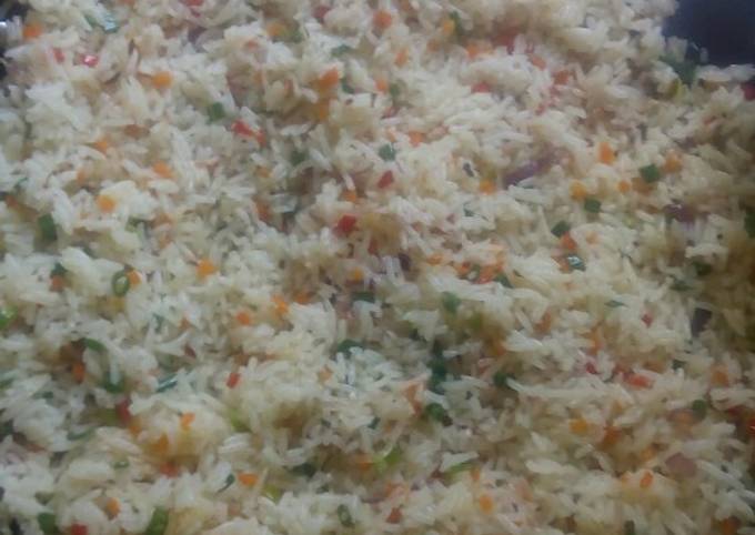 A picture of Vegetable rice.