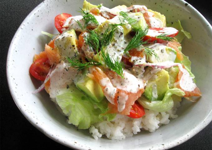 A picture of Smoked Salmon & Avocado Salad Sushi Rice Bowl.