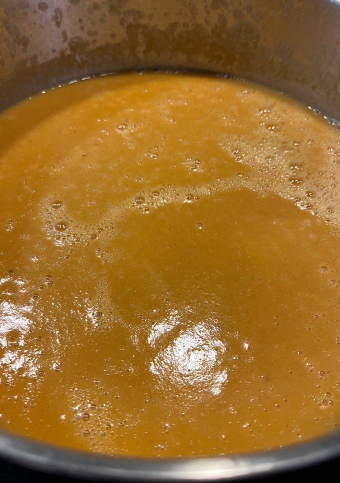 A picture of Turkish Red Lentil Soup.