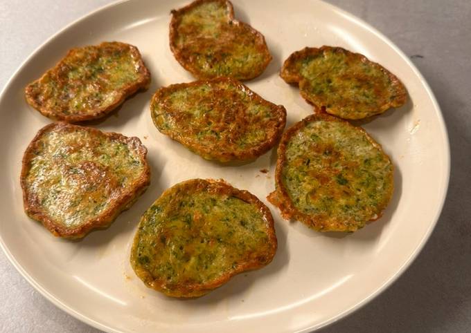 A picture of Courgette and feta fritters.