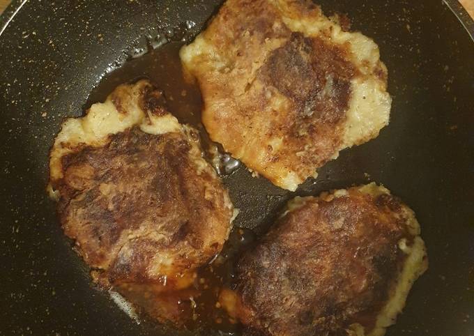 A picture of Cheese and Onion Potato cakes.