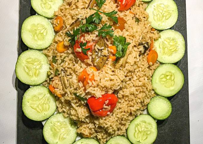 A picture of Vegetable fried rice.