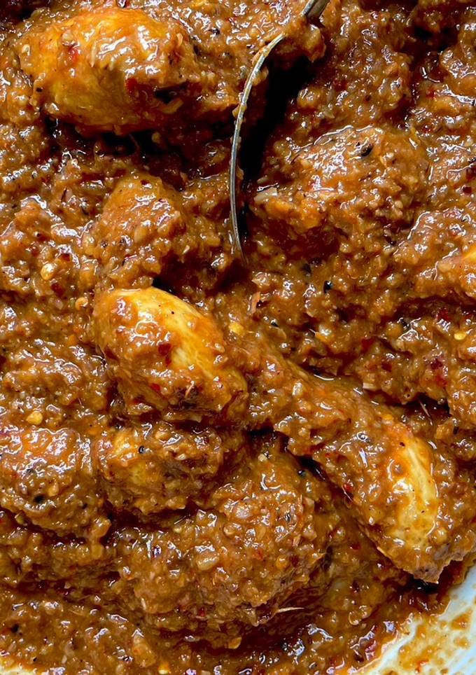 รูปของ น้ำพริก🌶️มะกอกมะแขว่นปลาย่าง🐟ใส่ถั่วเน่าแคบ🌶️🧄Local Northern Thai Chili Paste with Hog Plum/Grilled driedfish)
