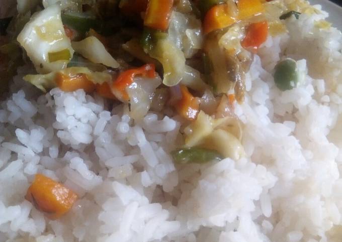 A picture of White Rice & Stir Fry Vegetable Stew.