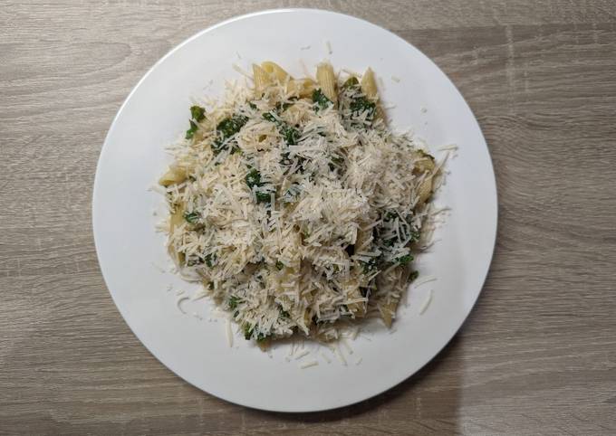 A picture of Kale Anchovy Pasta.