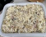 A picture of step 6 of Mushroom and ham pasta bake.