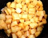 A picture of step 1 of Potatoes with chanterelles in a slow cooker.