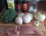 A picture of step 1 of Wok Style Sautée Vegetables and Chicken.