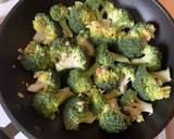 A picture of step 1 of Pan-fried Broccoli & Cheese with Anchovy.