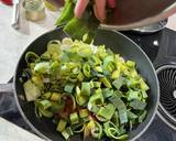 A picture of step 4 of Spicy tuna and leek spaghetti with asian flavours and a citrus twist.