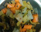 A picture of step 2 of How to: Vegetable Stock.