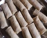 A picture of step 11 of Vegetable spring rolls.