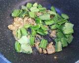 รูปขั้นตอนการทำที่ 2 ของ ผัดเขียวหวานไก่