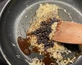 A picture of step 4 of 🥦Broccoli with salted black soybeans.