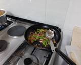 A picture of step 4 of Pan fried broccoli and fresh beans.