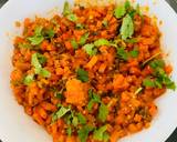 A picture of step 4 of Gajjar tal nu shaak (carrot sesame curry).