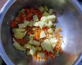 A picture of step 3 of Green maize- red bean salsa with vegetables.