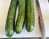 A picture of step 1 of Stuffed Courgette Boats:.