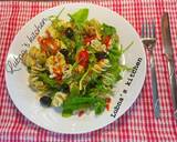 A picture of step 5 of Easy Tomato and Spinach Pasta:.