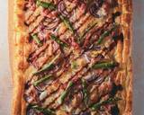 A picture of step 3 of Summertime Red Onion, Asparagus & Prosciutto Tart.