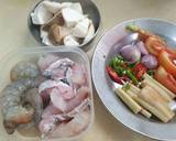 รูปขั้นตอนการทำที่ 1 ของ ต้มยำปลา กุ้ง