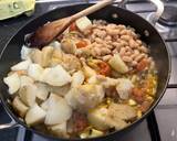 A picture of step 3 of Chorizo, potatoes, beans, courgette and cabbage.