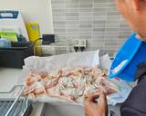 A picture of step 3 of Daddy's Fish Wings Soup.