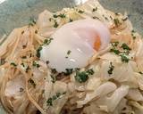 A picture of step 6 of ★ Cabbage and Anchovies Spaghetti with Hot spring egg★.