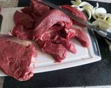 A picture of step 2 of My Braising Steak in Onion Gravy with Mashed Potato & Peas 😍.