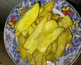 A picture of step 5 of Potato with vegetable sauce (Dankalin hausa da sauce).