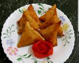 A picture of step 13 of Vegetable Samosa.